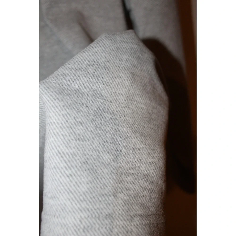 J.Crew Men's Textured Knit Long Sleeve Crewneck Heather Grey CL388 Size M NWT